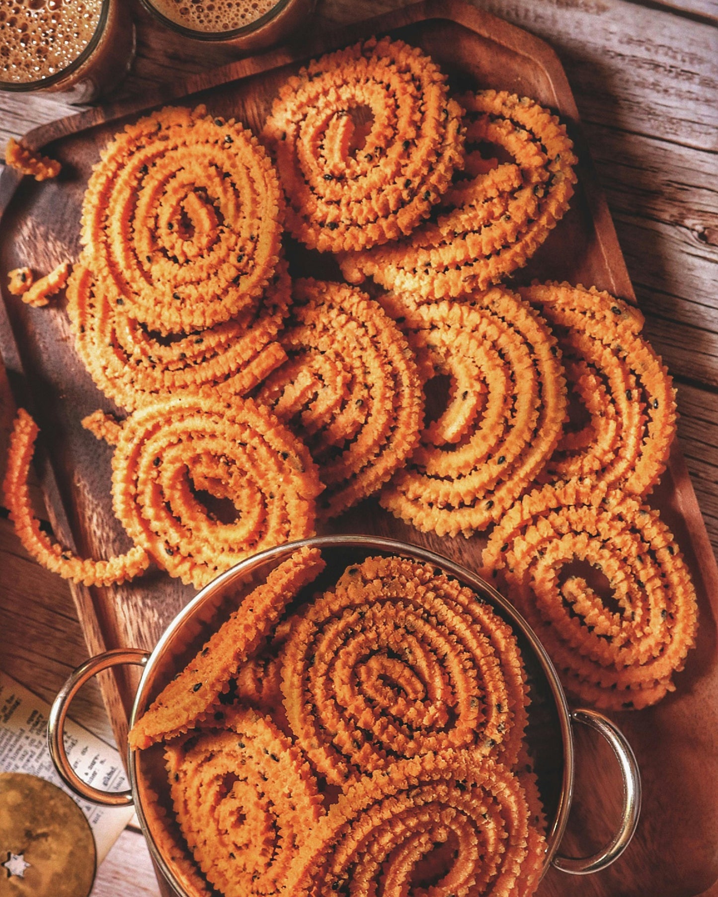 Combo Automatic Idiyappam Maker (D plug) + Idiyappam steamer and plates